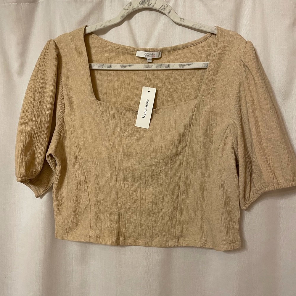 Super soft, crop top